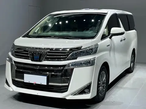 Toyota Crown Vellfire 2022 buy in Moscow