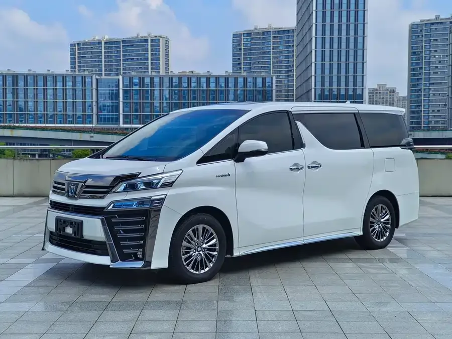 Toyota Crown Vellfire 2022