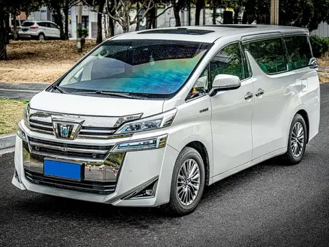 Toyota Crown Vellfire 2022 buy in Moscow