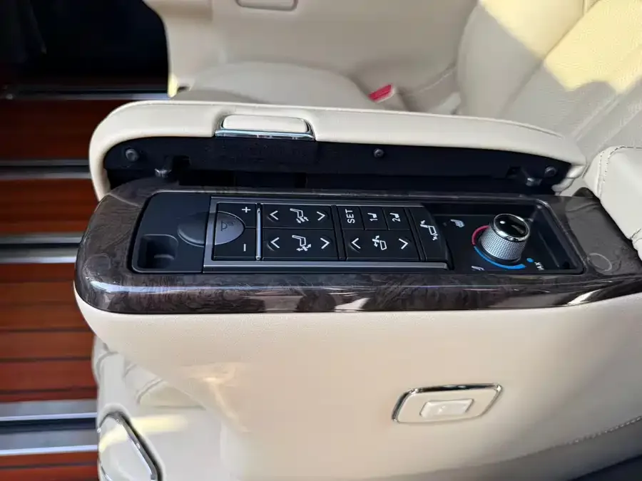 Toyota Crown Vellfire Vellfire 2021 Crown Hybrid 2.5L HV Supreme Edition 2022 — миниатюра 5