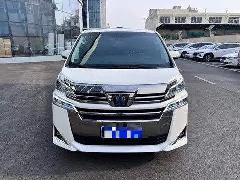 Toyota Crown Vellfire 2022 buy in Moscow