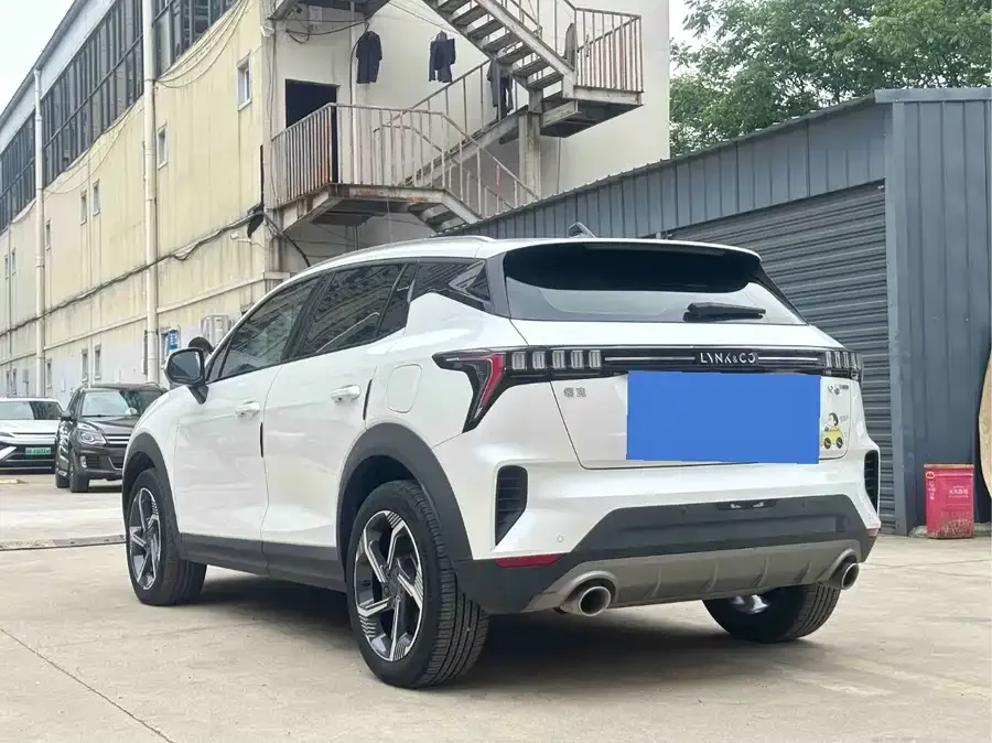 Lynk & Co 06 EM-P Lynk & Co 06 EM-P 2022 PHEV 84KM Endurance Edition Pro 2022 — миниатюра 3