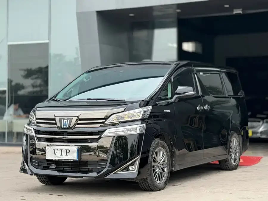 Toyota Crown Vellfire 2023