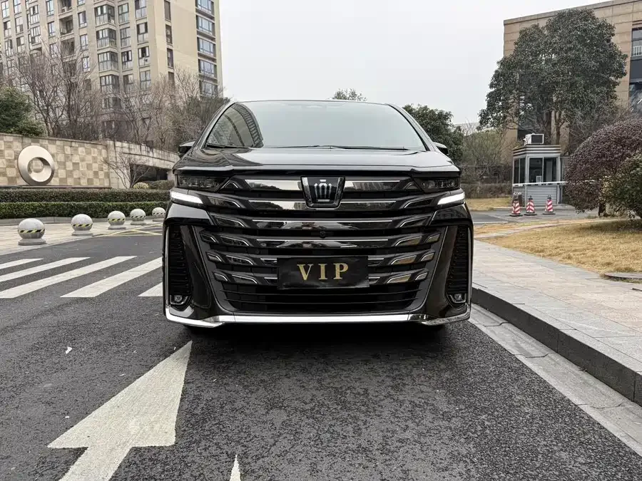 Toyota Crown Vellfire Vellfire 2024 Crown Hybrid 2.5L Supreme Executive Edition 2024 — миниатюра 3
