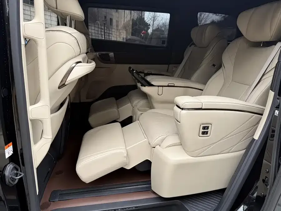 Toyota Crown Vellfire Vellfire 2024 Crown Hybrid 2.5L Supreme Executive Edition 2024 — миниатюра 4