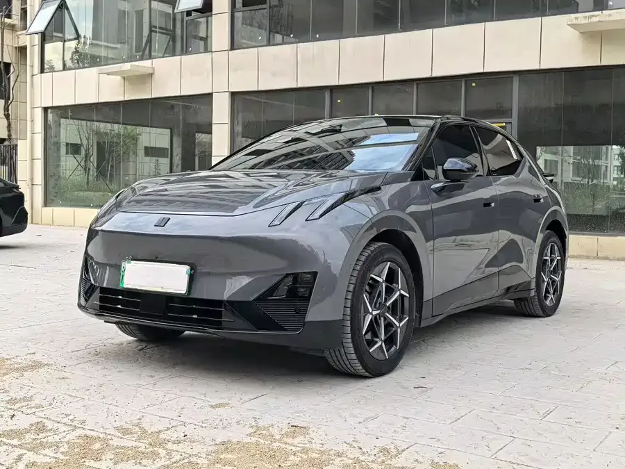 Lynk & Co Z20 2025