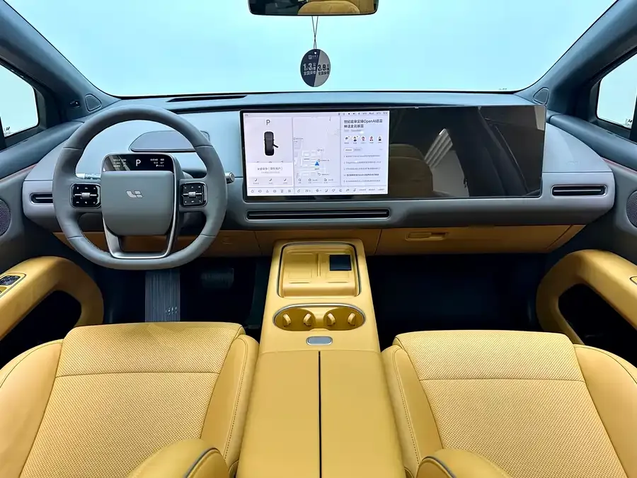 Li Auto i6 Li Auto i6 2025 AWD Standard Edition 2026 — миниатюра 4