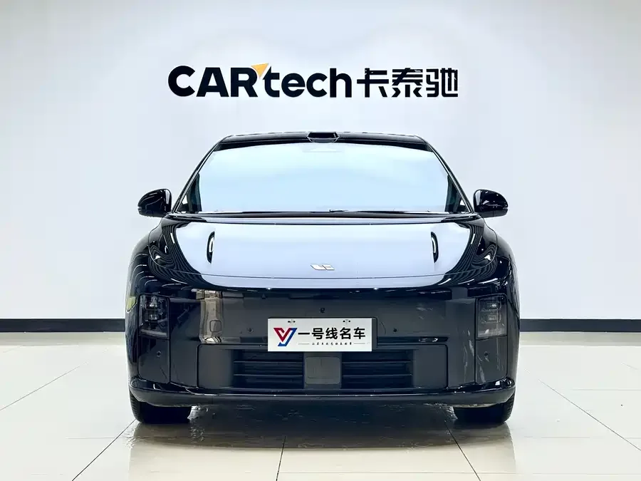 Li Auto i6 Li Auto i6 2025 AWD Standard Edition 2026 — фото 1, купить с доставкой в Москву