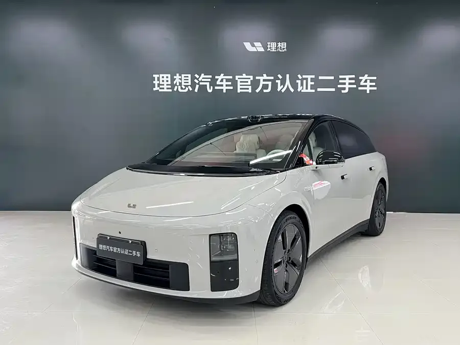 Li Auto i6 2025