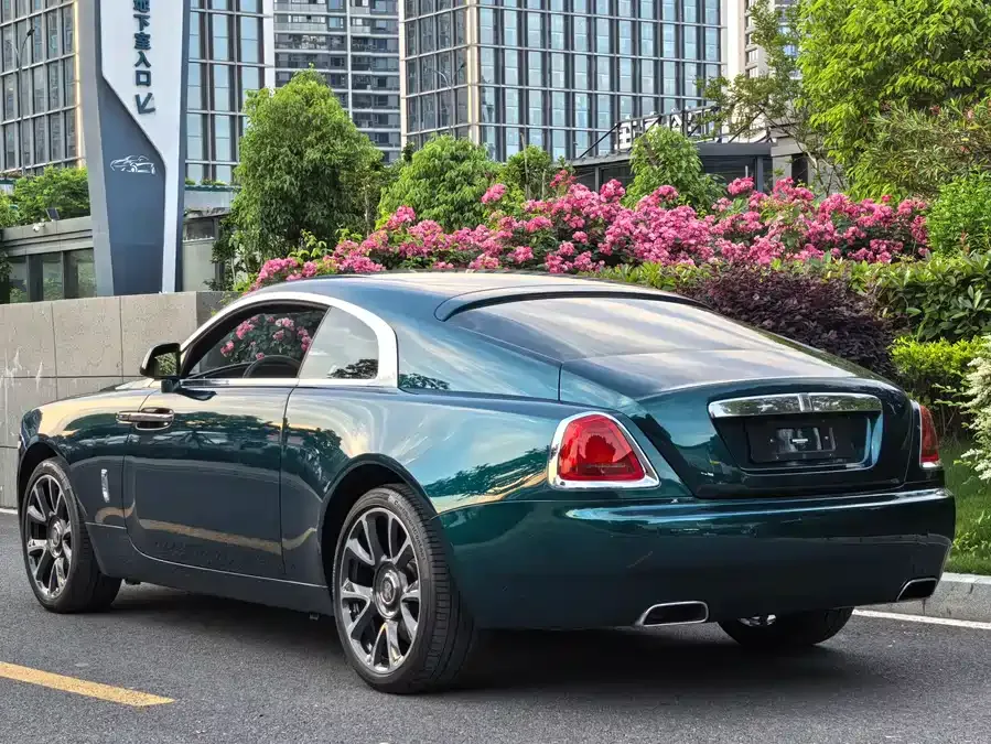 Rolls-Royce Phantom Phantom 2018 6.6T standard model 2023 — миниатюра 2