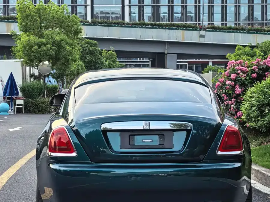 Rolls-Royce Phantom Phantom 2018 6.6T standard model 2023 — миниатюра 4