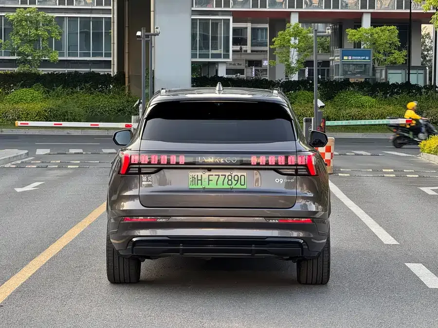 Lynk & Co 09 EM-P Lynk & Co 09 EM-P 2023 2.0TD EM-P Yuanhang Edition PM 6 Seaters 2023 — миниатюра 4