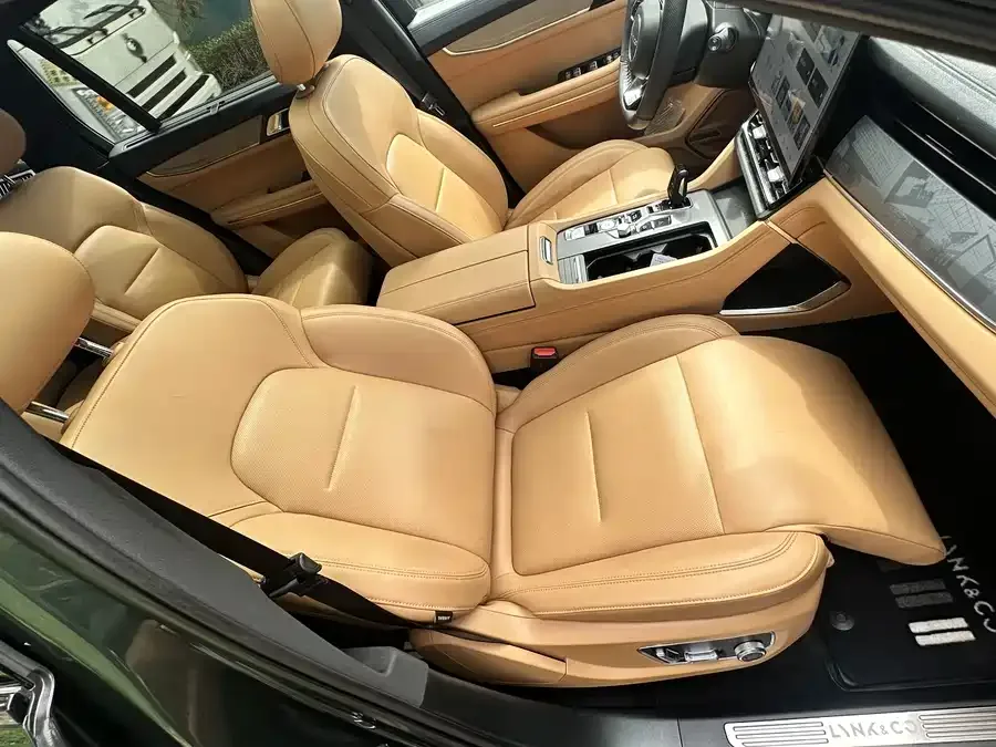 Lynk & Co 09 EM-P Lynk & Co 09 EM-P 2024 2.0TD EM-P 4WD ULTRA 6 seats 2024 — миниатюра 2