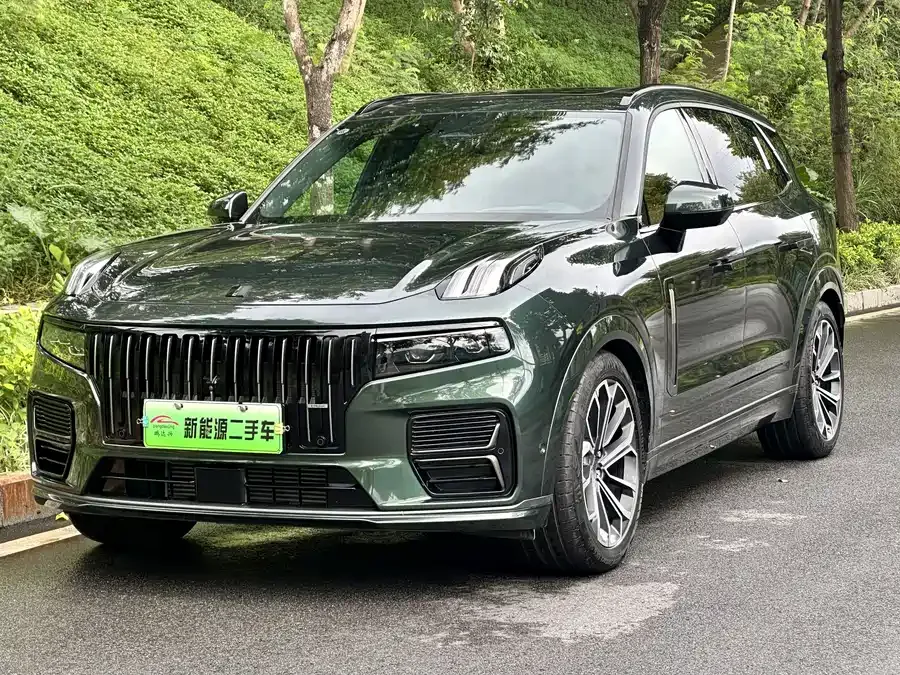 Lynk & Co 09 EM-P 2024
