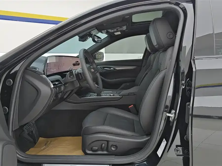 Cadillac CT5 2024 28T Luxury Pro 2024 — миниатюра 3