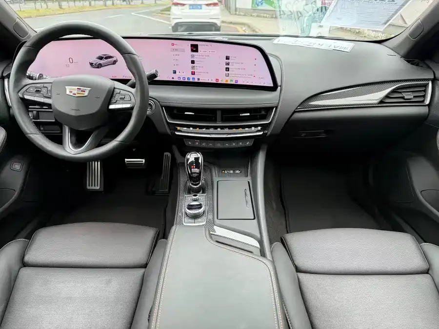 Cadillac CT5 2024 28T Platinum Type 2024 — миниатюра 2