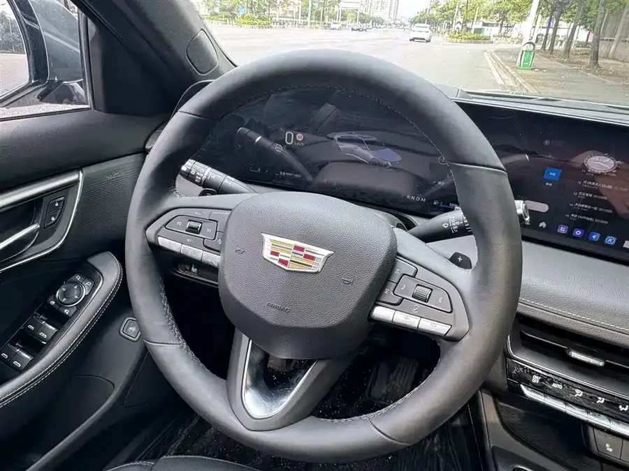 Cadillac CT5 2024 28T Luxury Pro 2024 — миниатюра 4