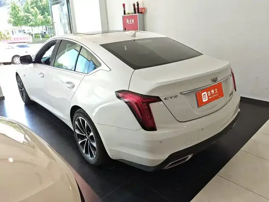Cadillac CT5 2022 28T Premium Edition 2022 — миниатюра 4