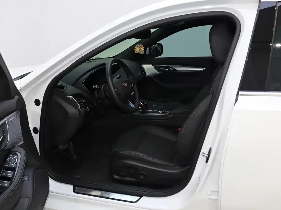 Cadillac CT5 2022 28T Premium Edition 2023 — миниатюра 4