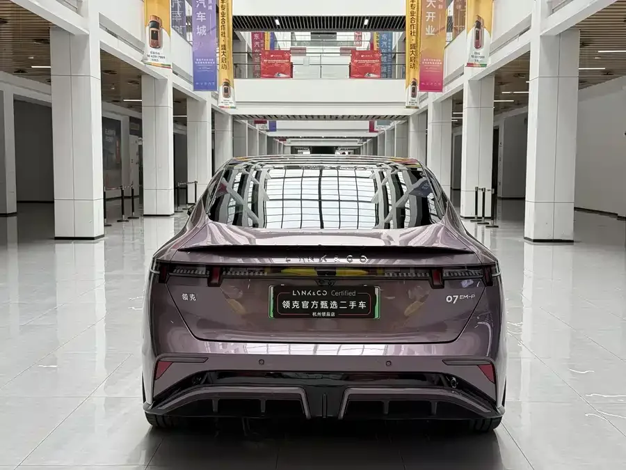 Lynk & Co 07 EM-P Lynk & Co 07 EM-P 2026 model, 126km long range Ultra H7 2025 — миниатюра 5
