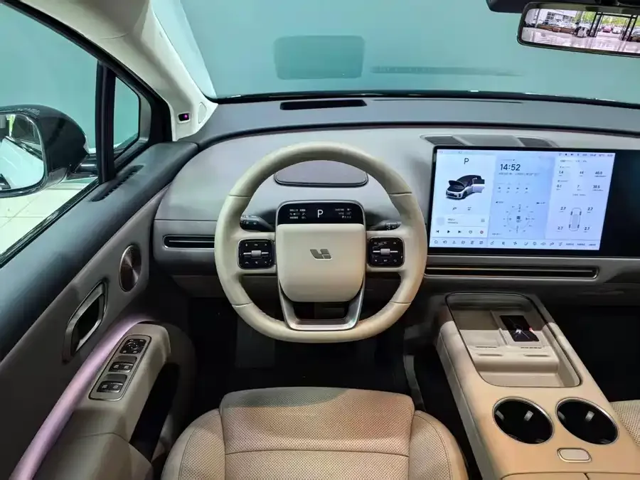 Li Ideal i8 Ideal i8 2025 Standard Edition 2025 — миниатюра 5