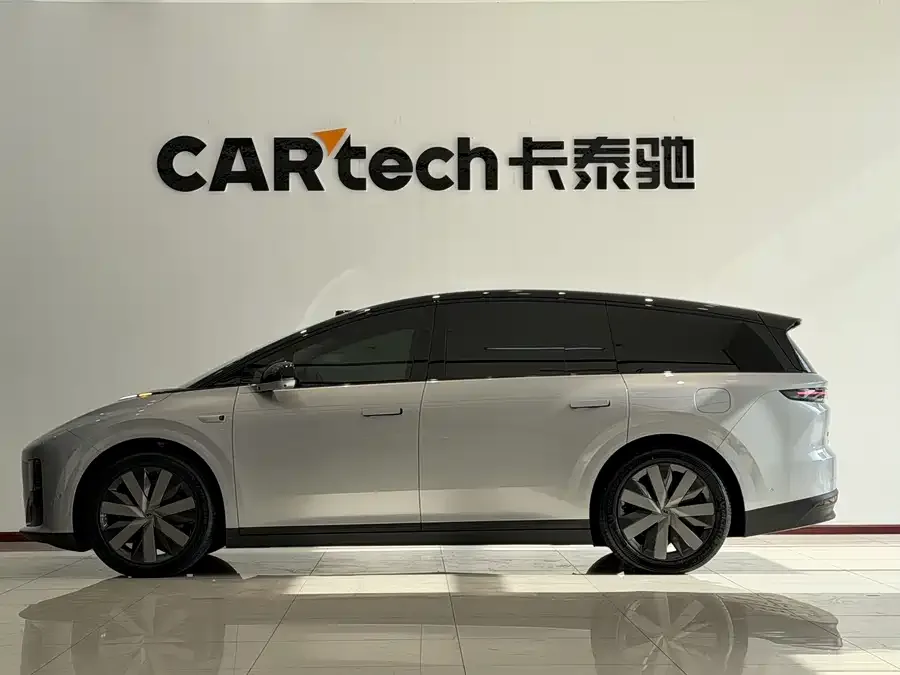 Li Ideal i8 Ideal i8 2025 Standard Edition 2026 — миниатюра 2