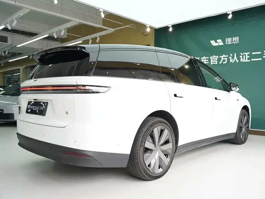 Li Ideal i8 Ideal i8 2025 Standard Edition 2025 — миниатюра 3