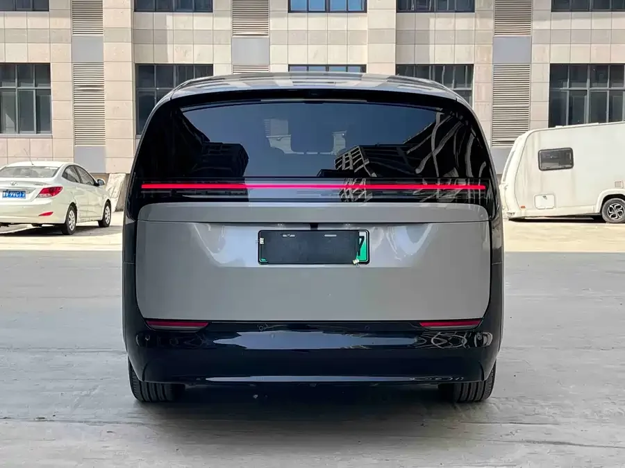 Li Xiang MEGA Ideal MEGA 2025 Home Special Edition 2025 — миниатюра 5