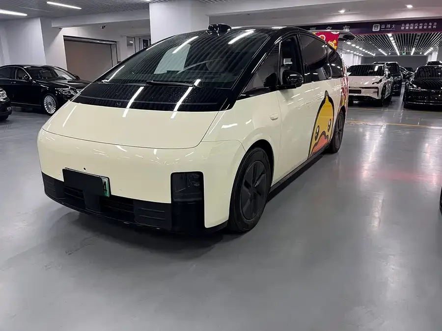 Li Xiang MEGA 2024