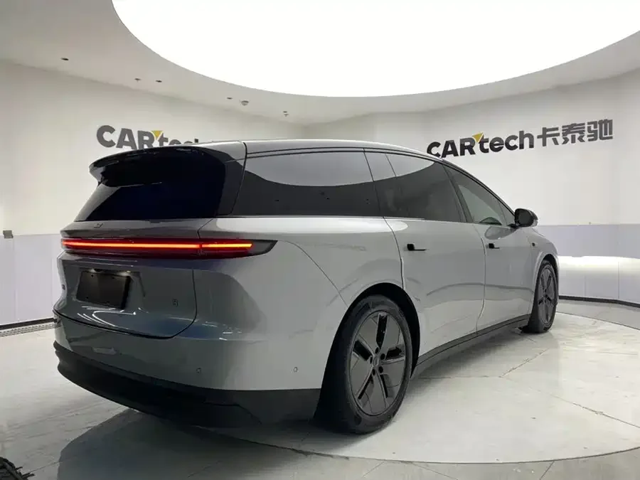Li Ideal i8 Ideal i8 2025 Standard Edition 2026 — миниатюра 2