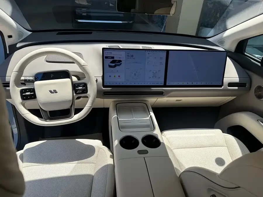 Li Ideal i8 Ideal i8 2025 Standard Edition 2025 — миниатюра 4