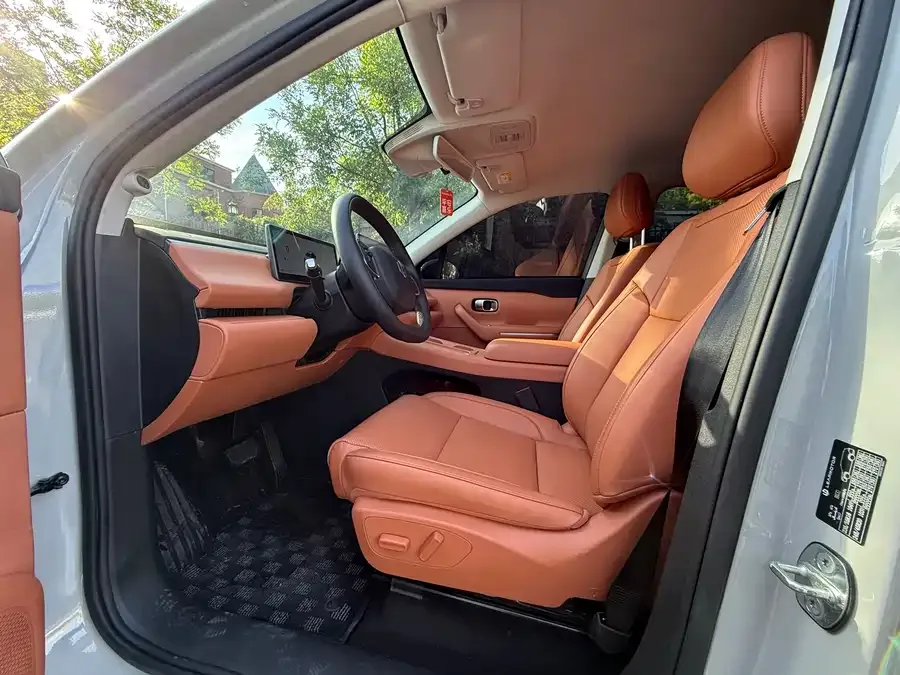 Leapmotor C10 Leapmotor C10 2024 410 Comfort Edition 2025 — миниатюра 4