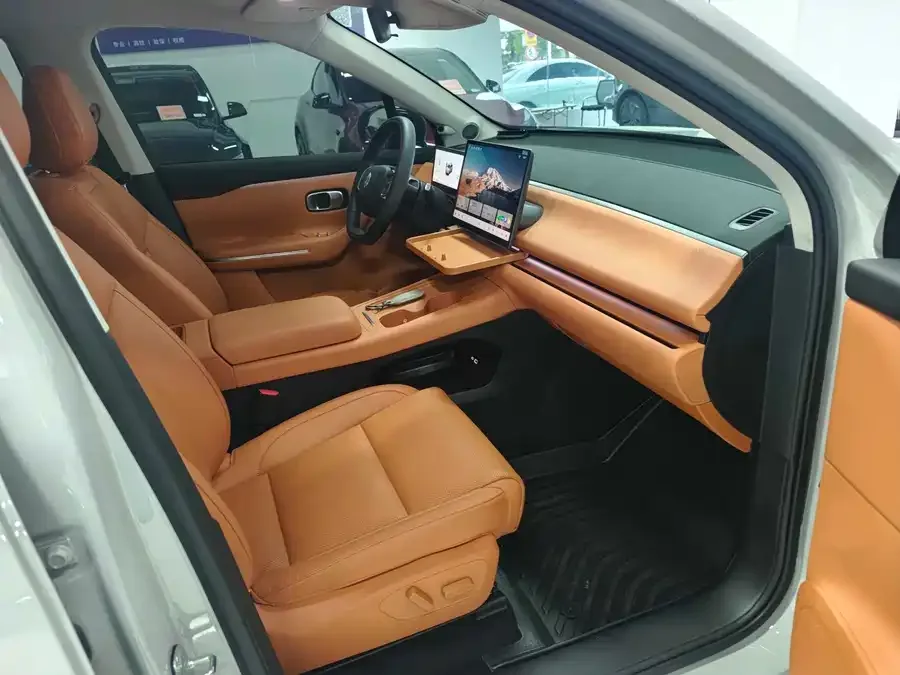 Leapmotor C10 Leapmoo C10 2024 530 Comfort Edition 2025 — миниатюра 2