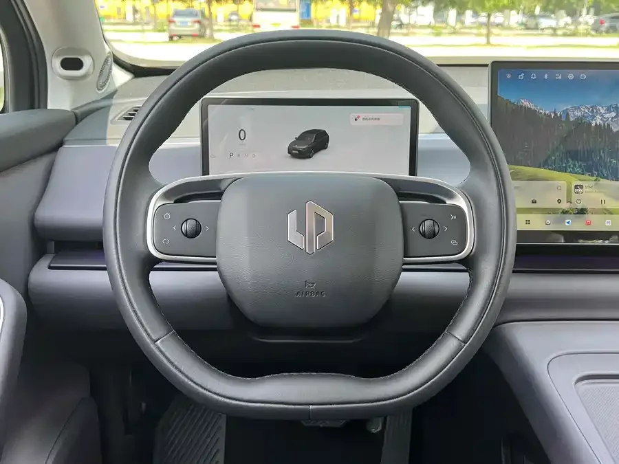 Leapmotor C10 Leapmotor C10 2024 210 LiDAR Edition 2024 — миниатюра 3
