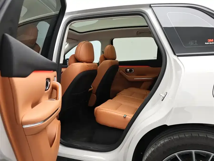Leapmotor C10 Leapmoo C10 2024 530 Smart Edition 2025 — миниатюра 4