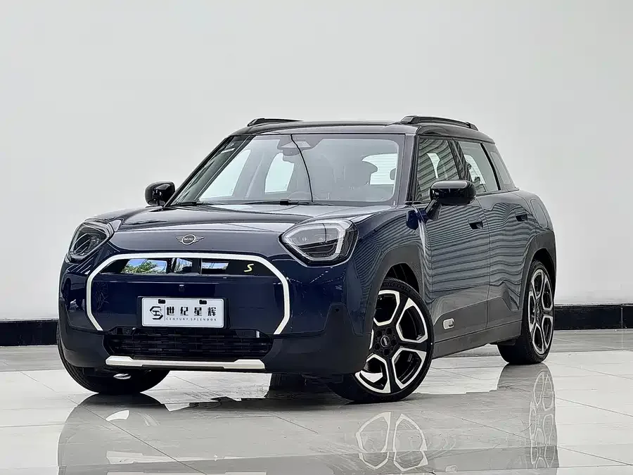 MINI Electric ACEMAN 2024