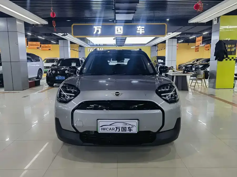MINI Electric ACEMAN Electric MINI ACEMAN 2024 E Classic 2024 — миниатюра 2