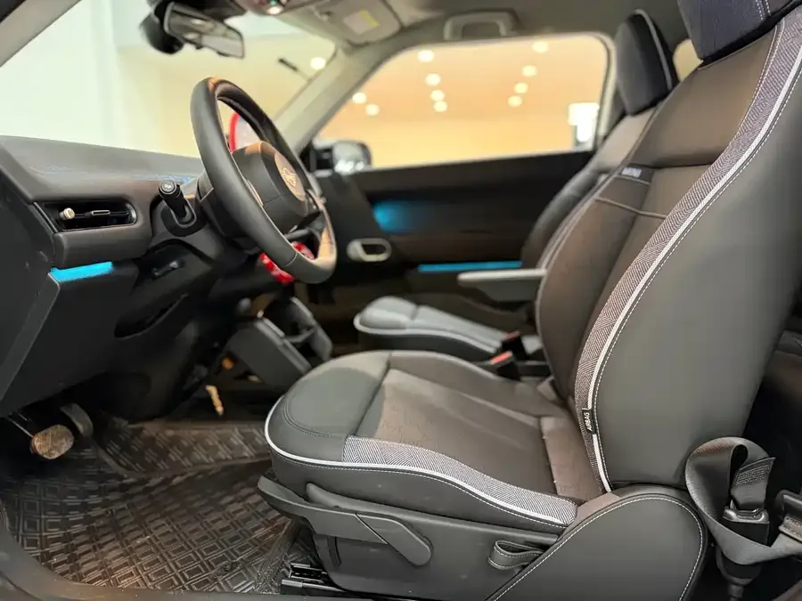 MINI electric COOPER 2025 Electric MINI Cooper Facelift, 466km/h, Cooper E Classic 2025 — миниатюра 2