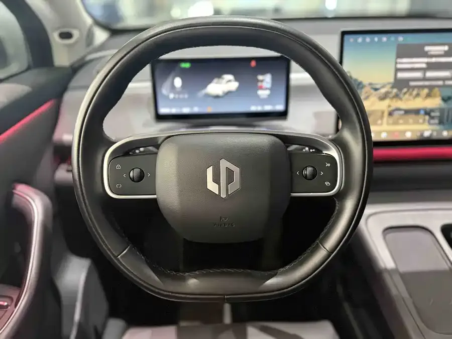 Leapmotor C16 Leapmotor C16 2024 Extended Range 200 Premium Edition 2024 — миниатюра 2