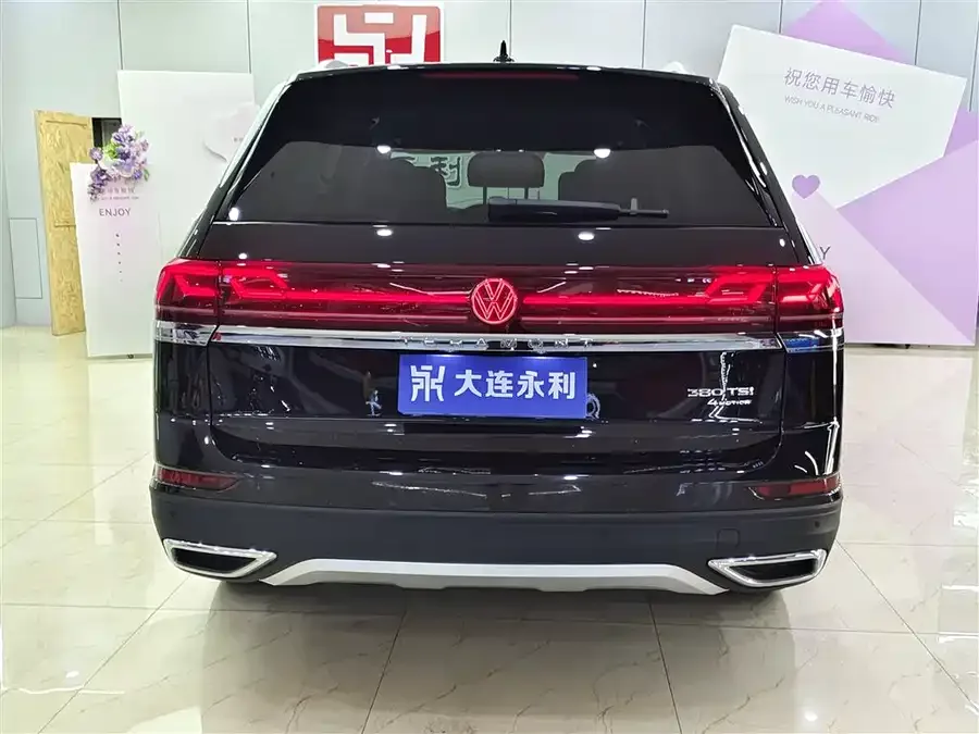 Volkswagen Teramont Touron 2023 facelift 330TSI two-wheel drive luxury version 2024 — миниатюра 2