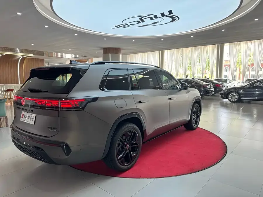 Volkswagen Teramont 2025 Touron Pro 450TSI 4WD Summit Edition 2025 — миниатюра 2