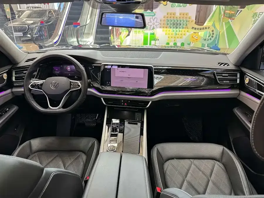Volkswagen Teramont 2024 Touron 380TSI 4WD Luxury Edition 2024 — миниатюра 2