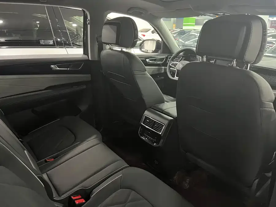 Volkswagen Teramont 2024 Touron 380TSI 4WD Longxiang Edition 2025 — миниатюра 2