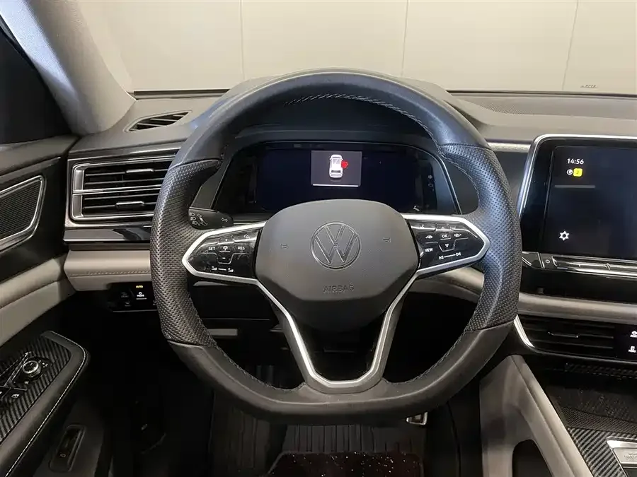 Volkswagen Teramont 2023 Touron 380TSI 4WD Luxury Edition 2023 — миниатюра 4