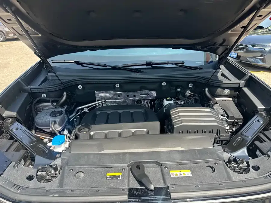 Volkswagen Teramont 2025 Touron Pro 450TSI 4WD Summit Edition 2025 — миниатюра 3