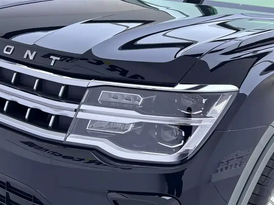 Volkswagen Teramont 2023 Touron 380TSI 4WD Luxury Edition 2024 — миниатюра 4