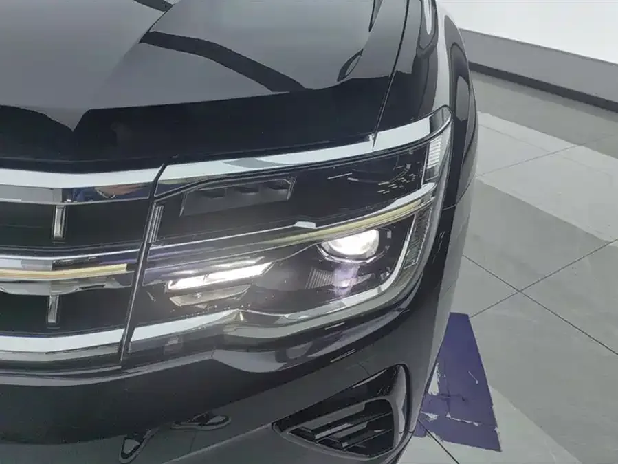 Volkswagen Teramont 2021 Touron 380TSI 4WD Luxury Edition 2022 — миниатюра 5