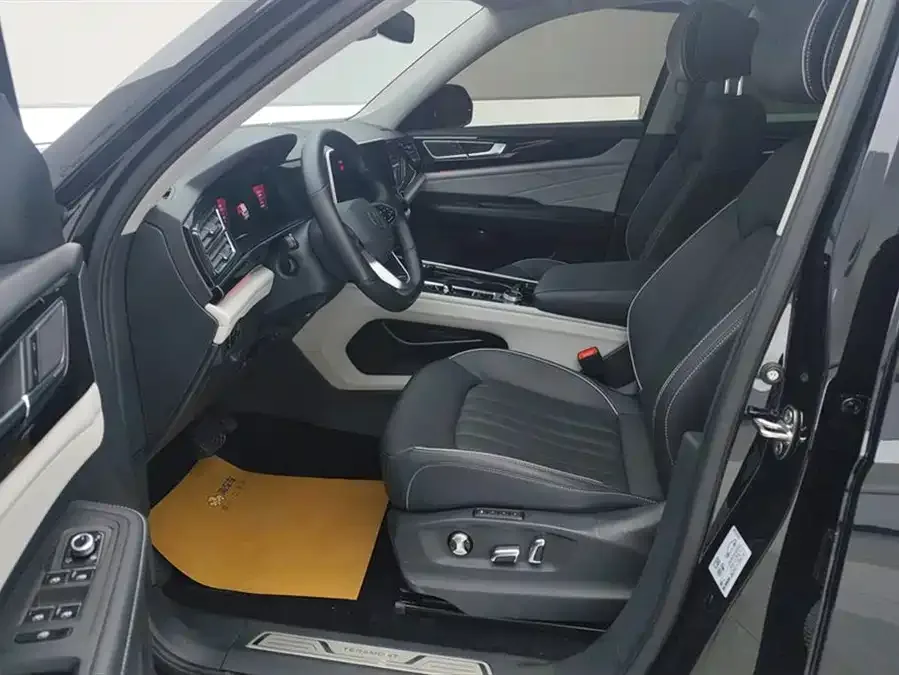 Volkswagen Teramont 2023 Touron 380TSI 4WD Luxury Edition 2023 — миниатюра 3