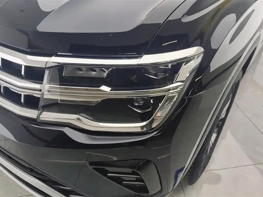 Volkswagen Teramont 2023 Touron 380TSI 4WD Luxury Edition 2023 — миниатюра 5
