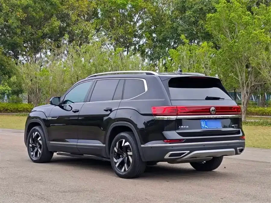 Volkswagen Teramont 2021 Touron 380TSI 4WD Luxury Edition 2022 — миниатюра 3